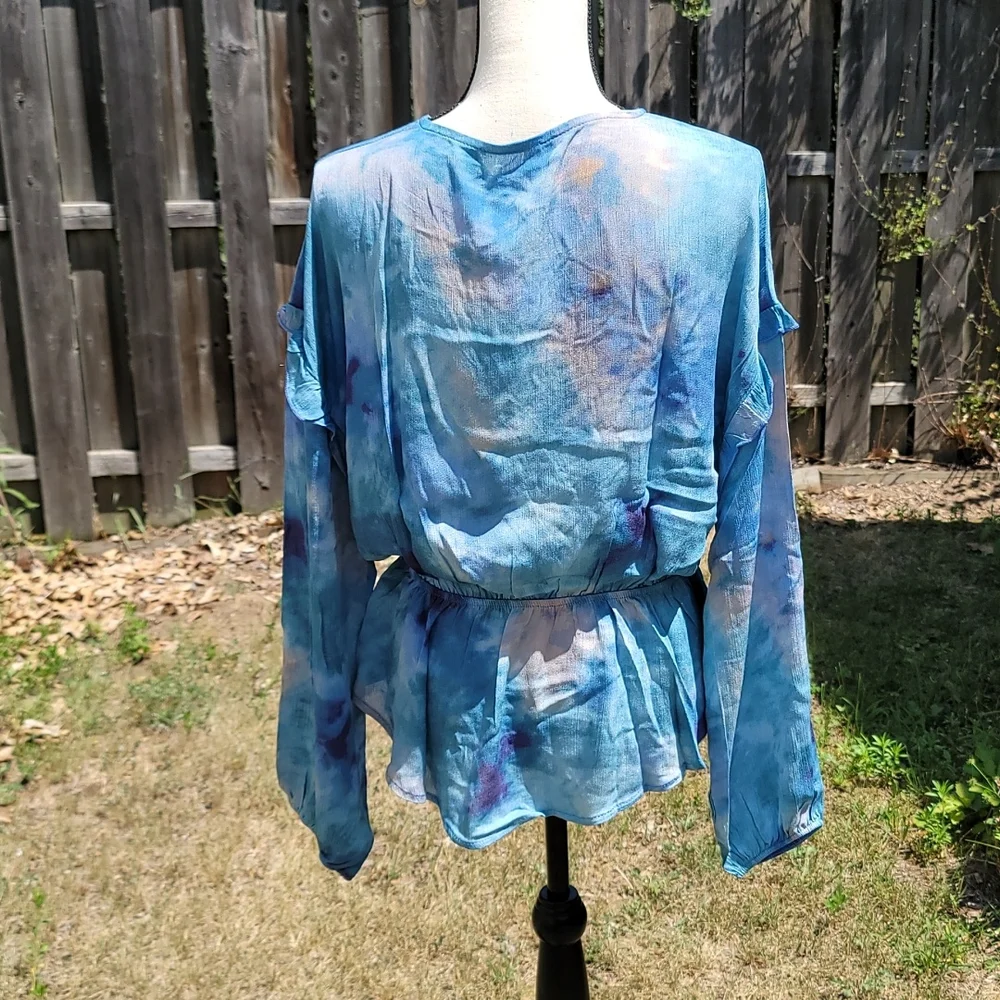 M T S blouse size large - Picture 7 of 9